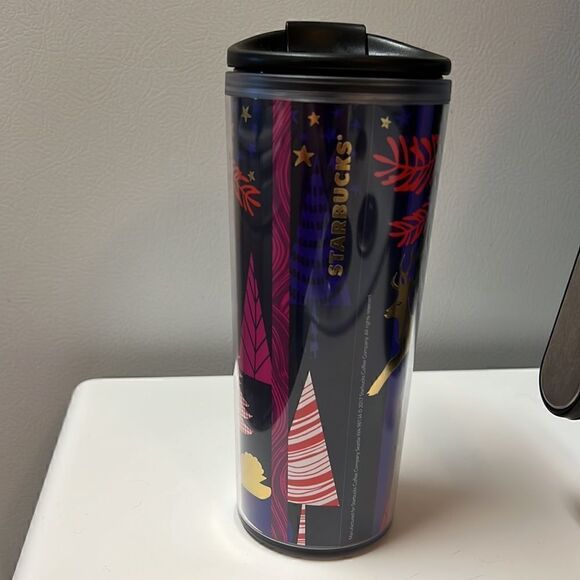 Starbucks Holiday Christmas Animal Print Plastic 2017 Tumbler - Picture 2 of 6